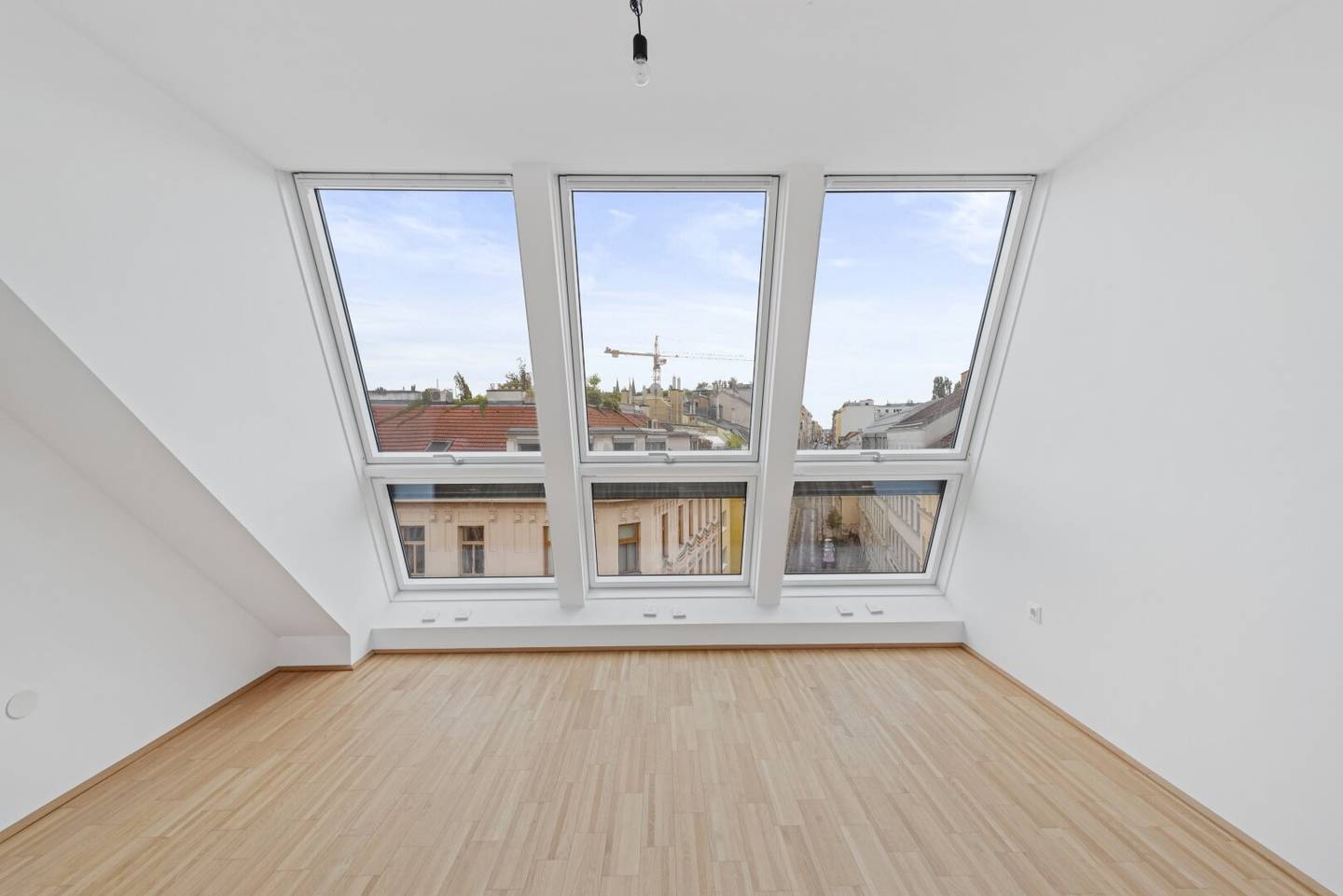 Hochwertiges Loft-Büro in Wien 1180, DG mit Lift, 2 Zimmer, Terrasse