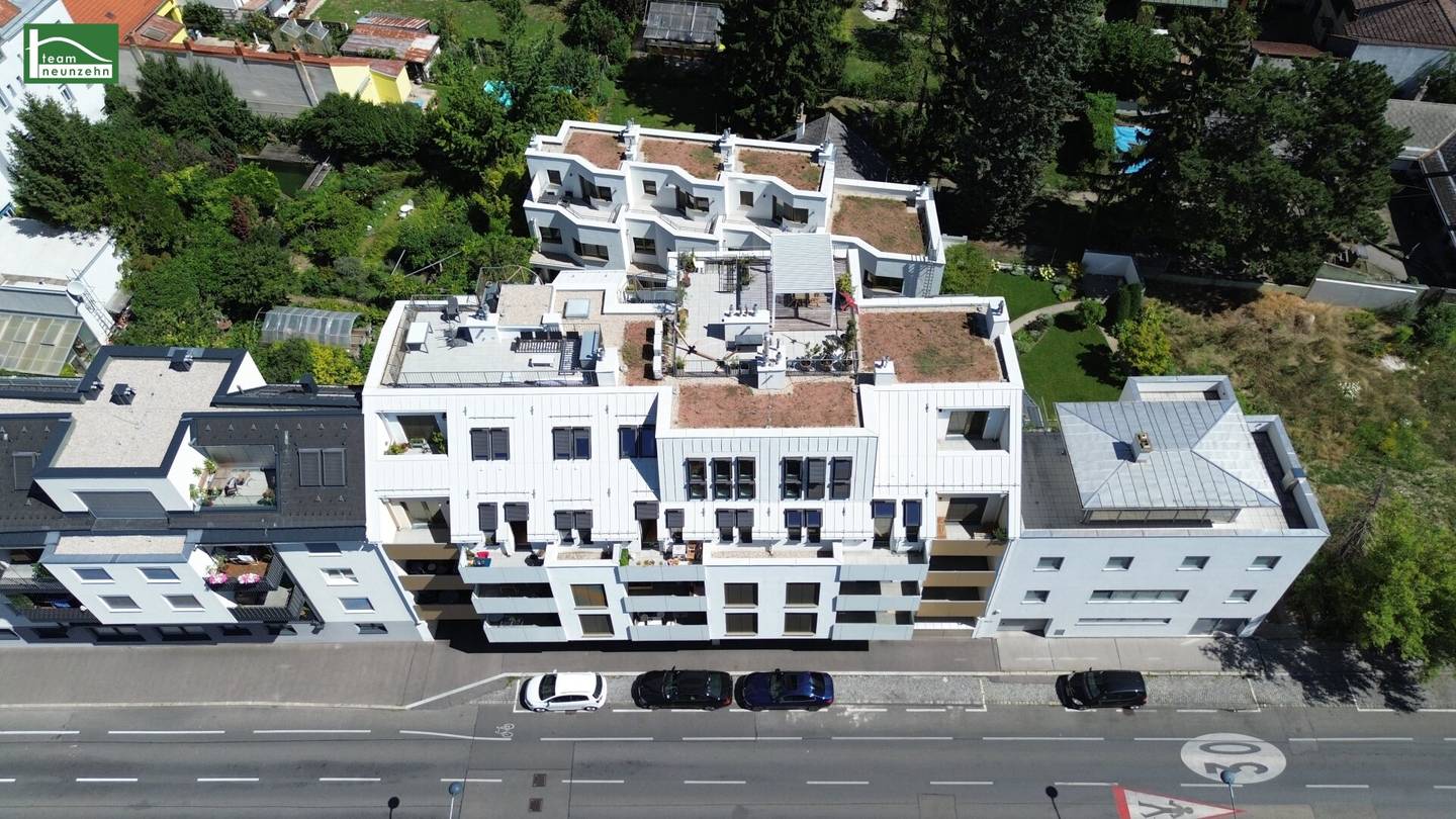 High quality new build apartments in a green setting. Top floor or townhouse. Something for every taste.