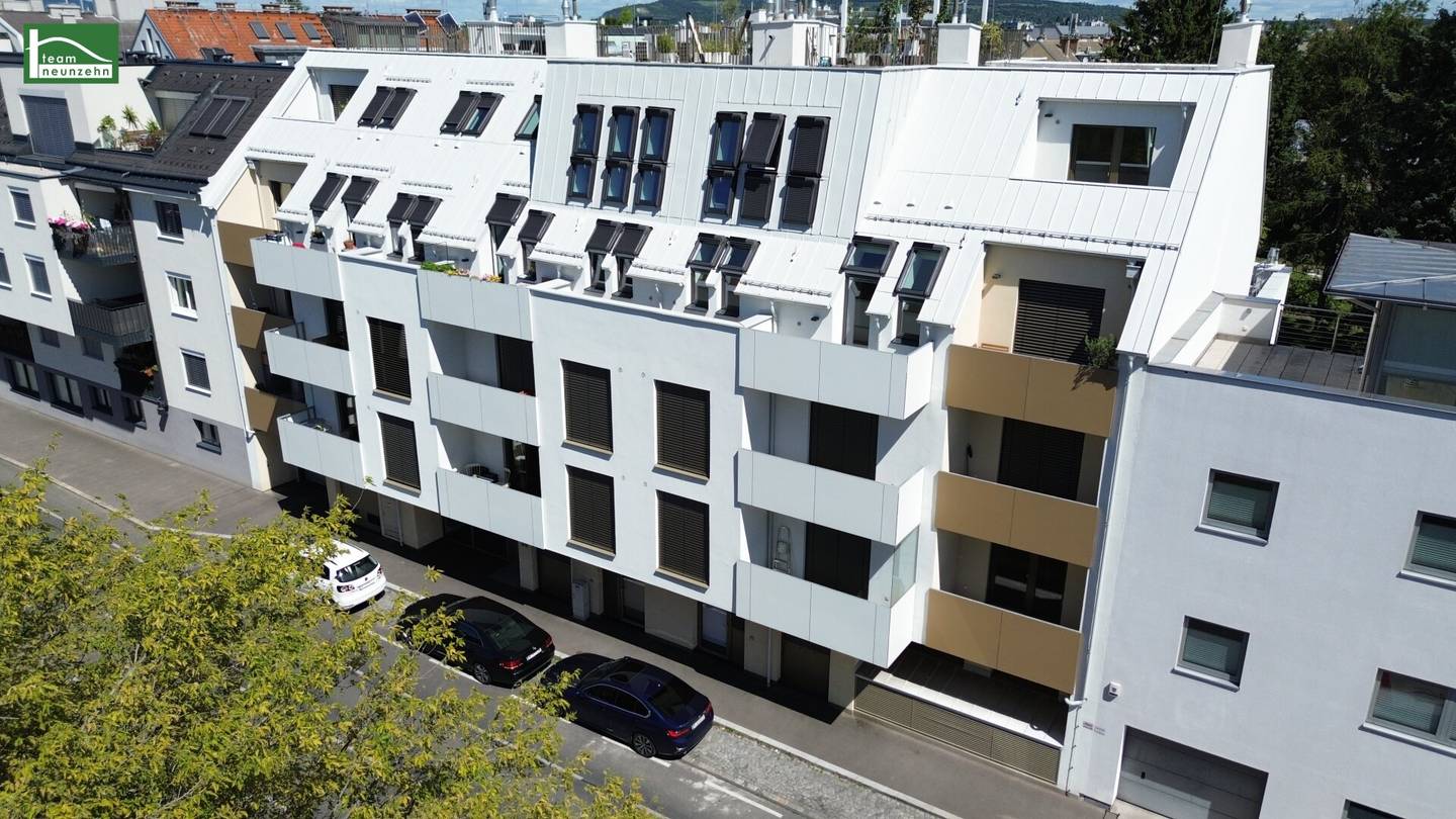 High quality new build apartments in a green setting. Top floor or townhouse. Something for every taste.