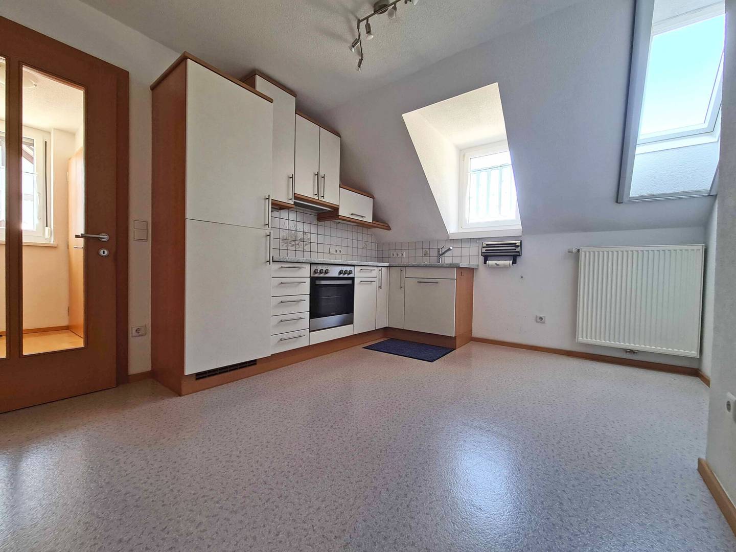 Top floor apartment with garden plot