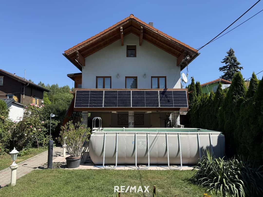 Ferienhaus in Klosterneuburg Zentrum mit Balkon, Terrasse und Garten