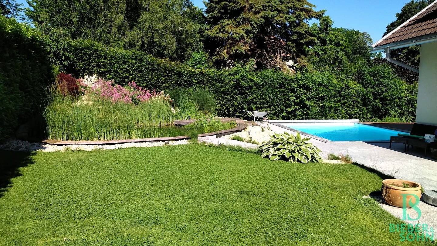Einfamilienhaus mit Pool, Garten & Fernblick in Breitenfurt bei Wien
