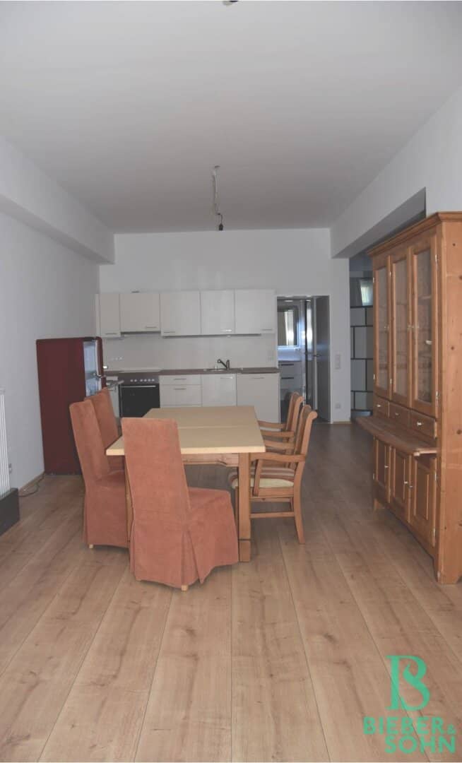 Attractive loft in the center - suitable as a medical practice or office