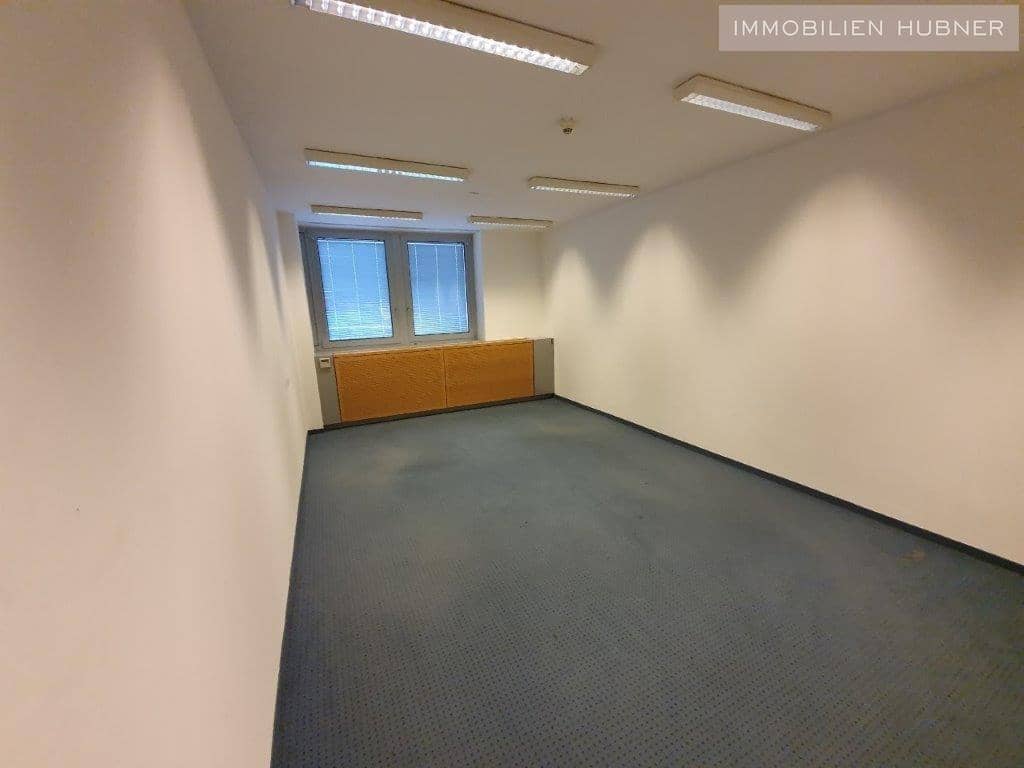 Apartment in top Karlsplatz location bright and air conditioned ya? no this is wrong