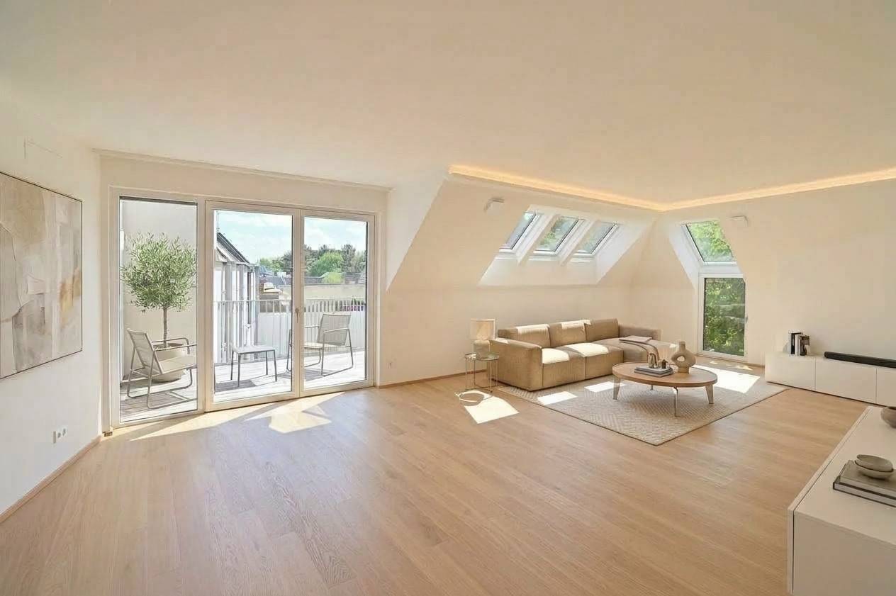 Apartment with green views and a large balcony