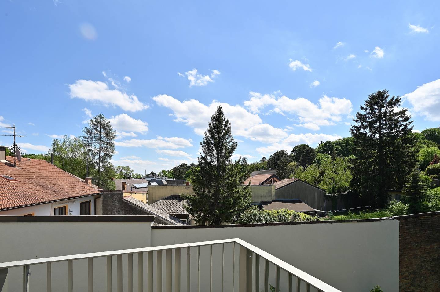 Wohnung mit Weitblick ins Grüne und großem Balkon