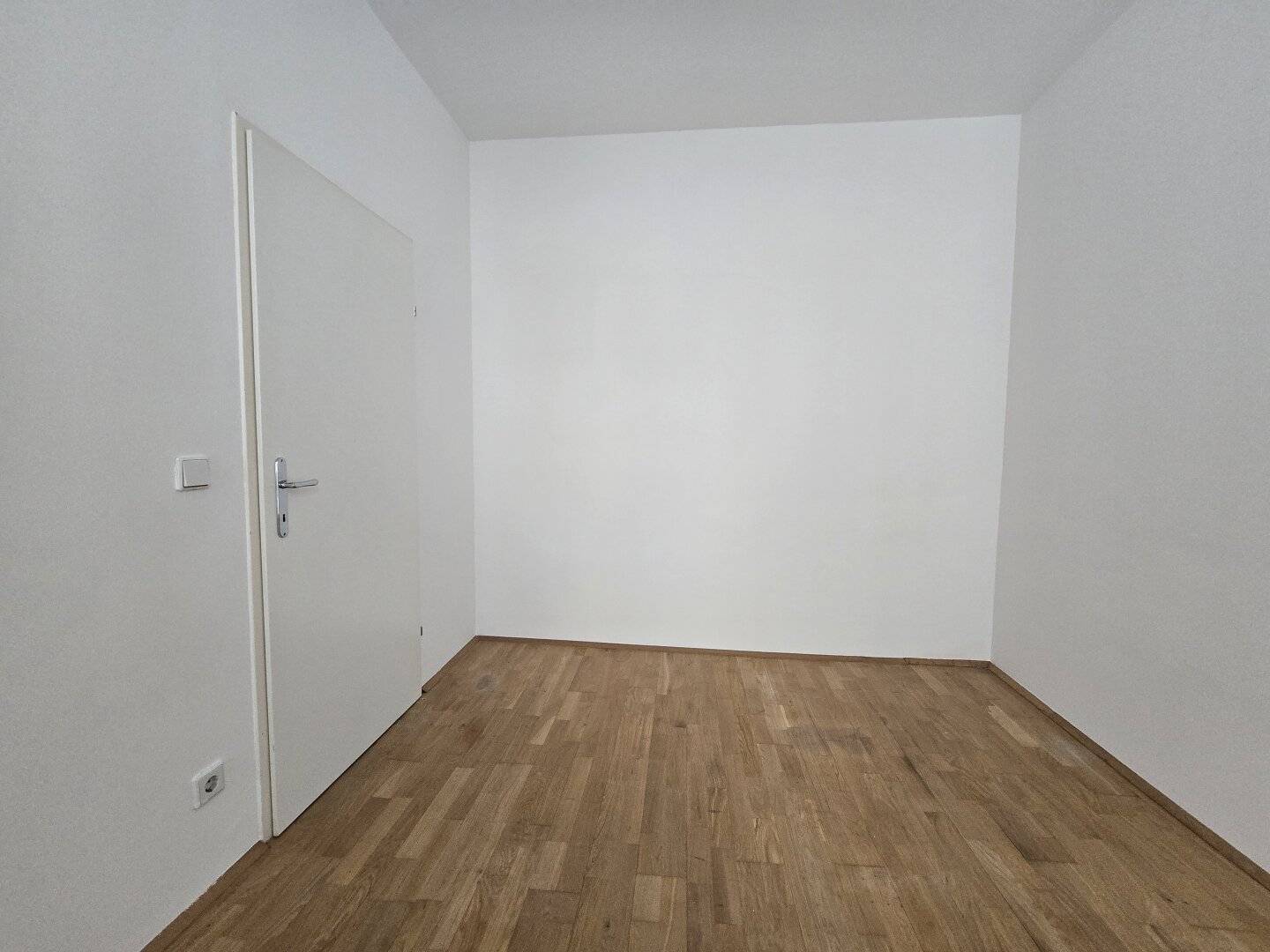 Top aufgeteilte Altbauwohnung mit Eigengarten! Zwischen Rochusmarkt und Kardinal Nagl-Platz!
