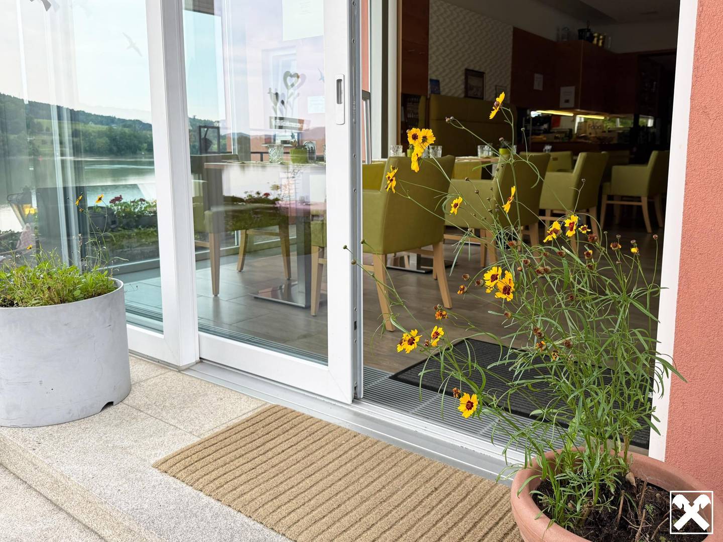 Landmotel & Restaurant an der Donau mit Blick auf Maria Taferl