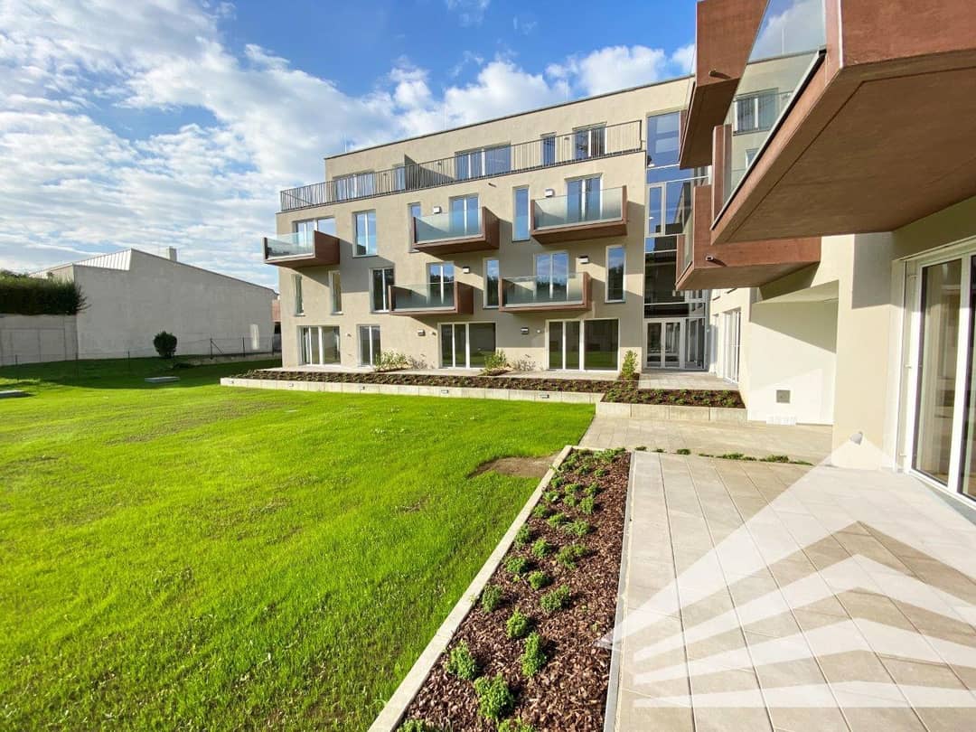 New build courtyard facing apartment with balcony in Hummelhof
