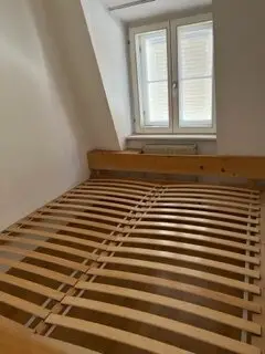 HIT!  GÜNSTIG,FREUNDLICH, BEQUEME 2 ZIMMER WOHNUNG IM ZENTRUM !