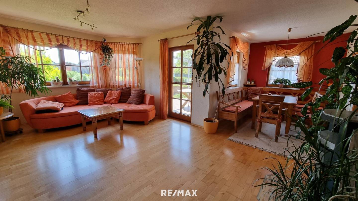 Stilvoller Bungalow in Markersdorf an der Pielach mit Garten & PV