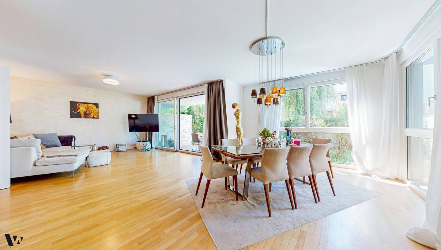 Exclusive Maisonette with House Character in Grinzing | Private Garden &amp; Underground Parking Space-? QNoOops? n/a? Hmm