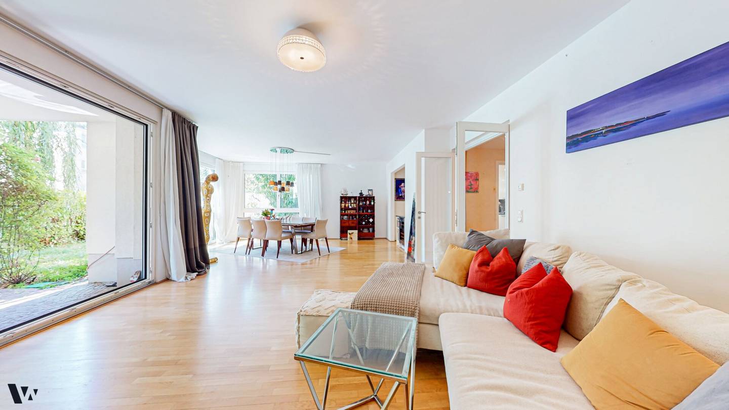 Exclusive Maisonette with House Character in Grinzing | Private Garden &amp; Underground Parking Space-? QNoOops? n/a? Hmm