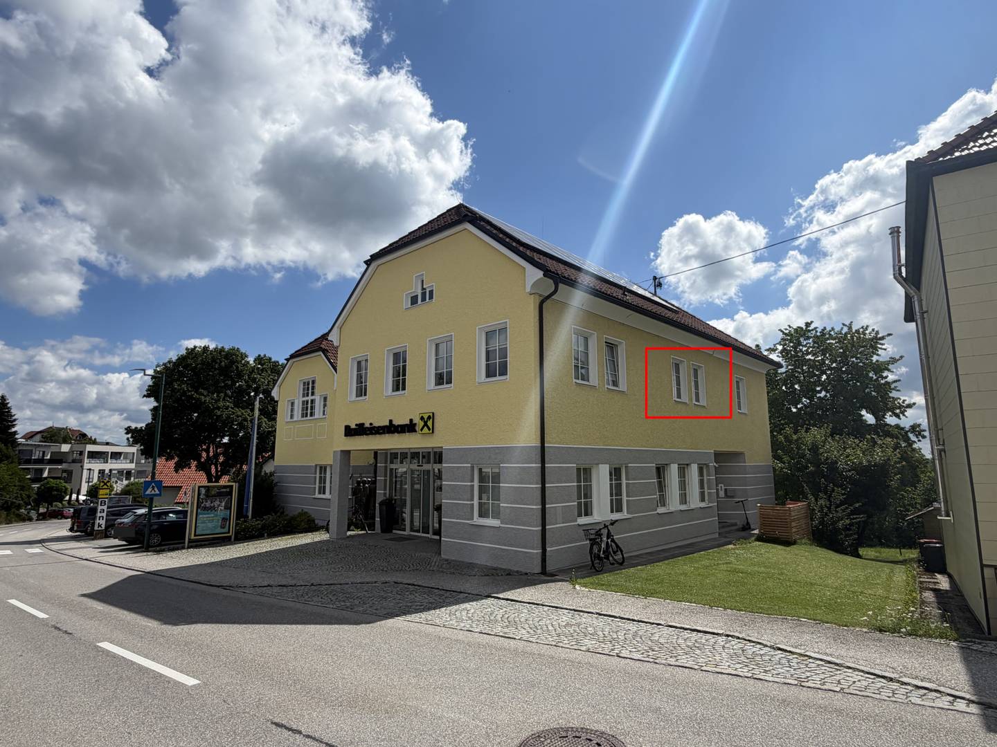 Helles 17 m² Büro im 1. OG der Raiffeisenbank in Sankt Agatha