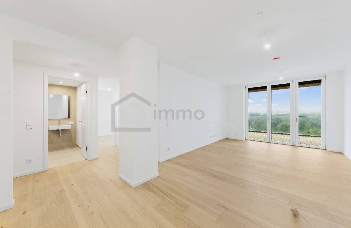 Unique five room apartment with a 45 m² balcony and city view in a new multi storey premium building Pool, Sauna, Gym 2nd District U2