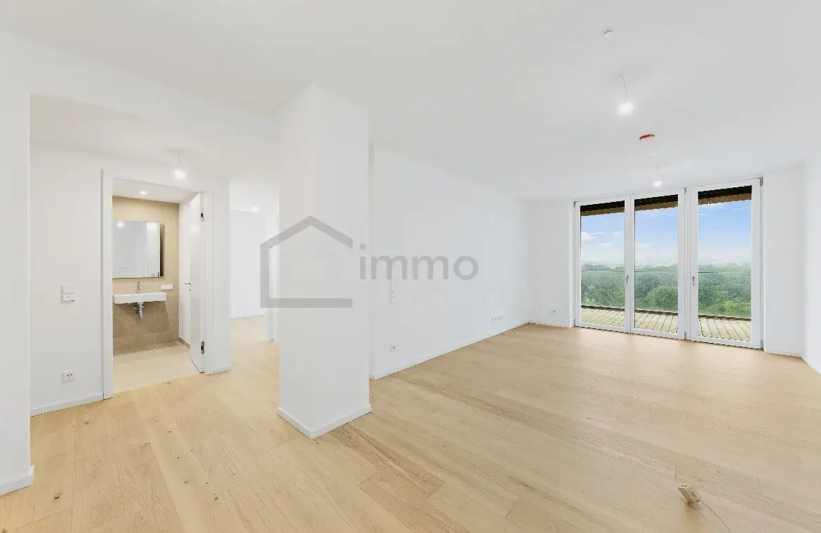 Unique five room apartment with a 45 m² balcony and city view in a new multi storey premium building Pool, Sauna, Gym 2nd District U2