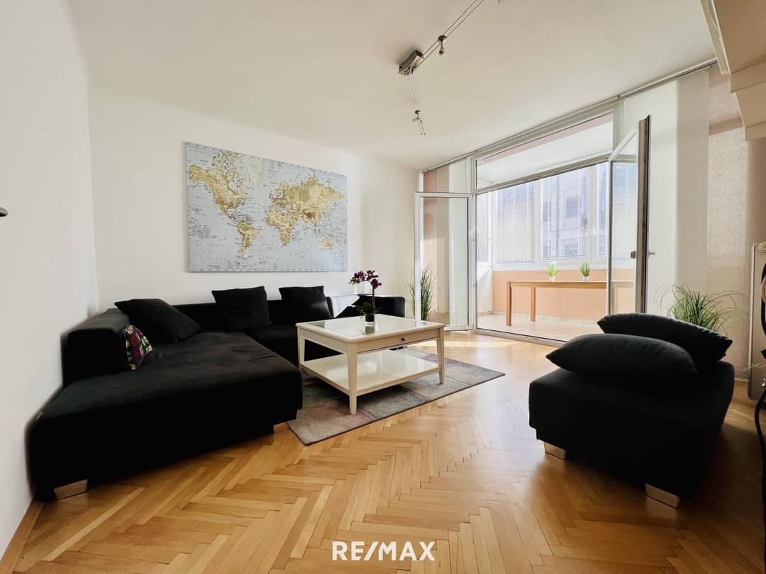 Apartment in central location with glazed loggia