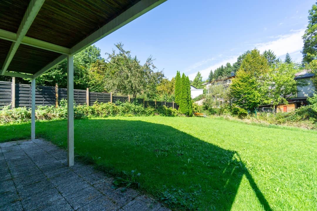 Terrasse und Garten