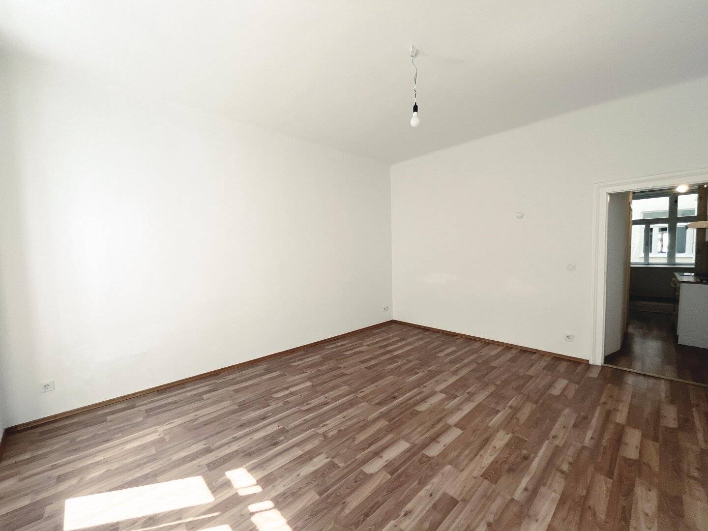 Wohnung hell lichtdurchflutet nahe U3 und Park