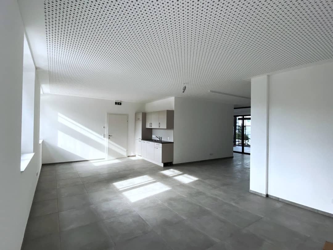 Attraktives Geschäftslokal + 14 m² Lager