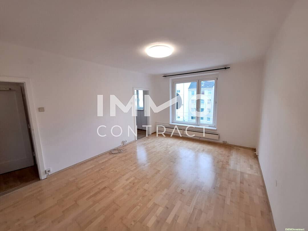 Apartment near hospital with built in kitchen