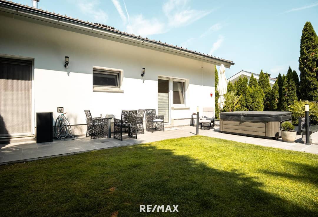 Terrasse (Whirpool nicht mehr vorhanden)