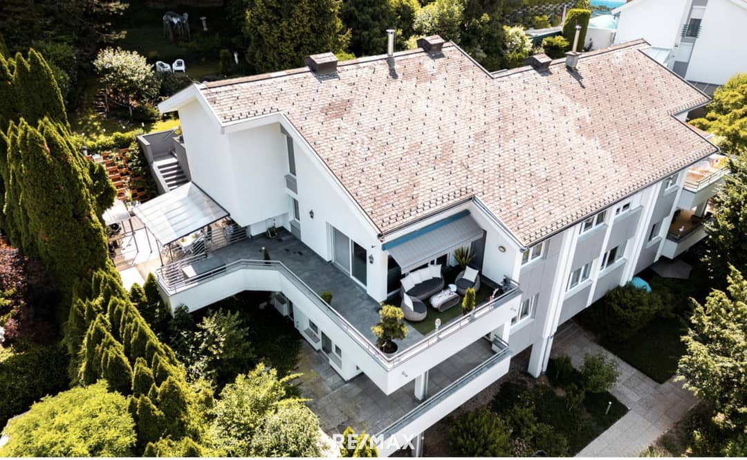 Penthouse auf zwei Ebenen mit Terrasse und Garten
