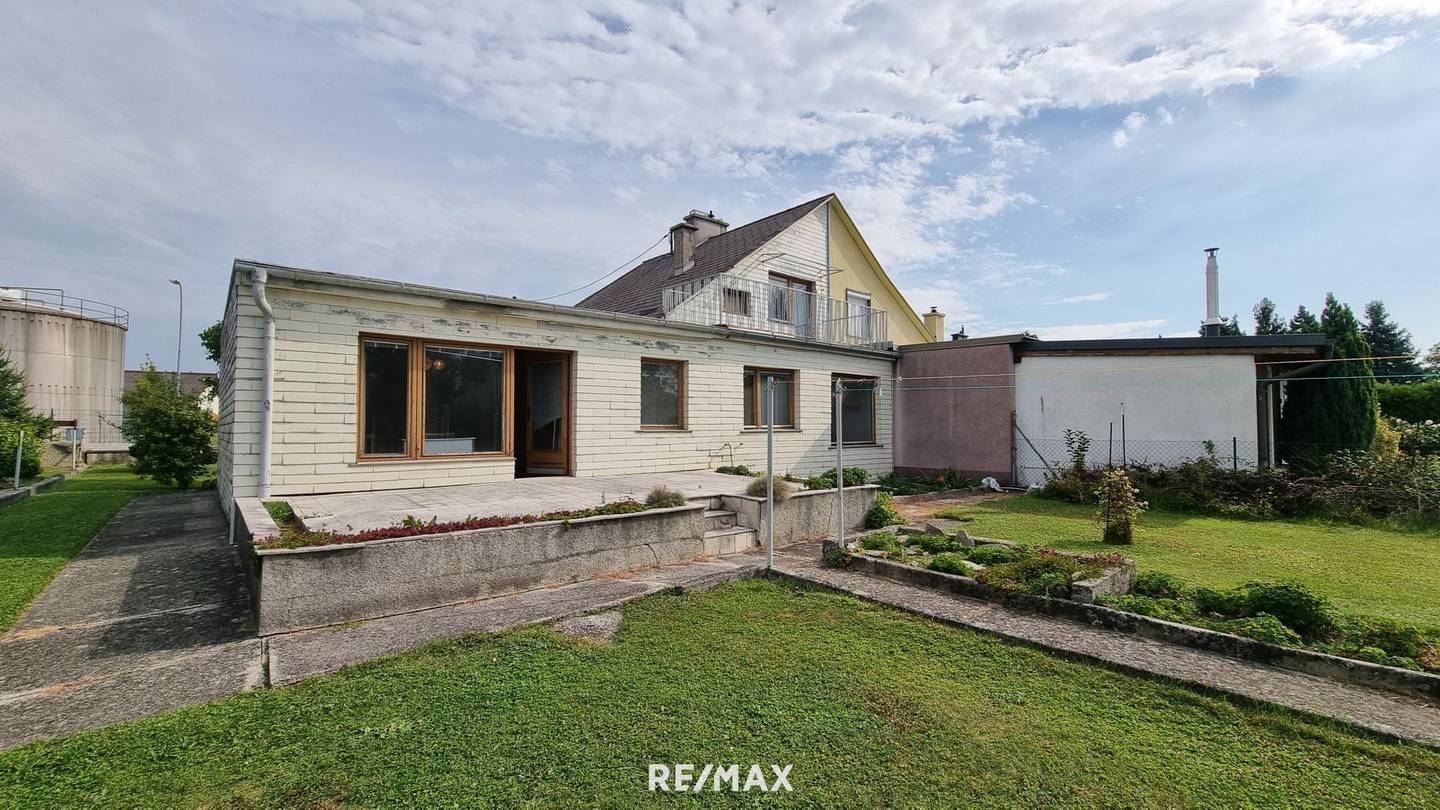 Renovierungsbedürftige Doppelhaushälfte in St. Pölten-Teufelhof, 122 m²