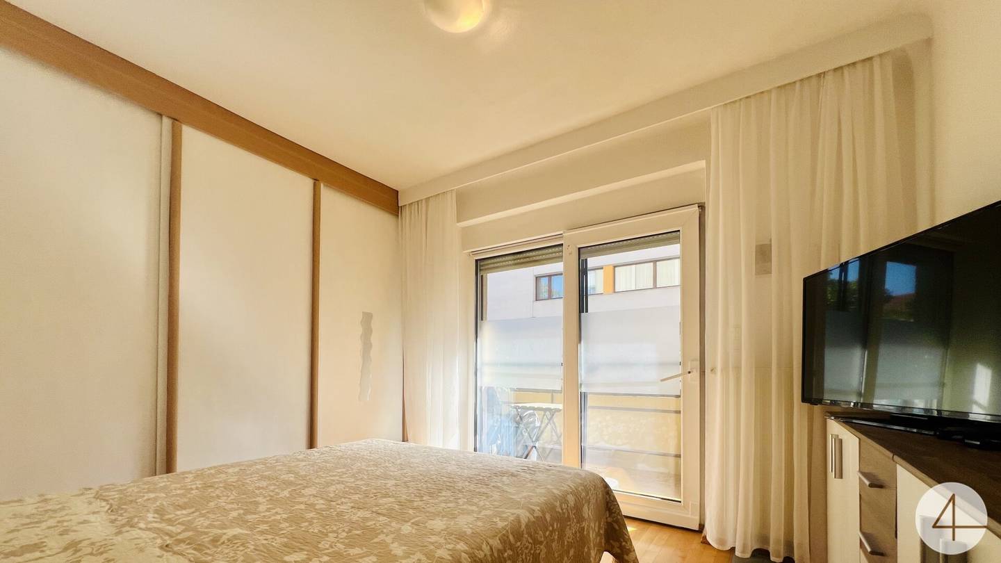 Apartment near U4 sunny balcony quiet location