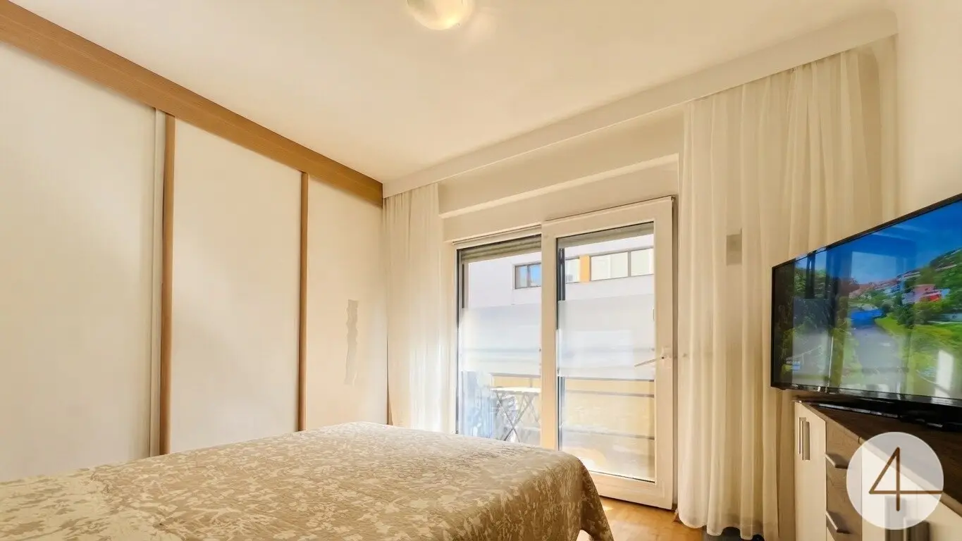 Apartment near U4 sunny balcony quiet location