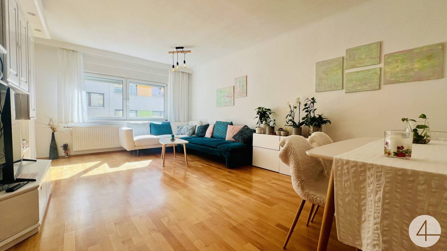 Apartment near U4 sunny balcony quiet location