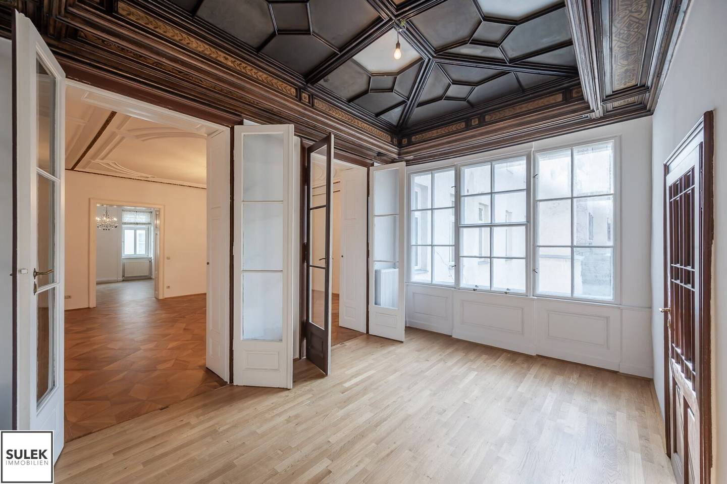 Großzügiges Büro mit Innenhof-Terrasse in 1050 Wien