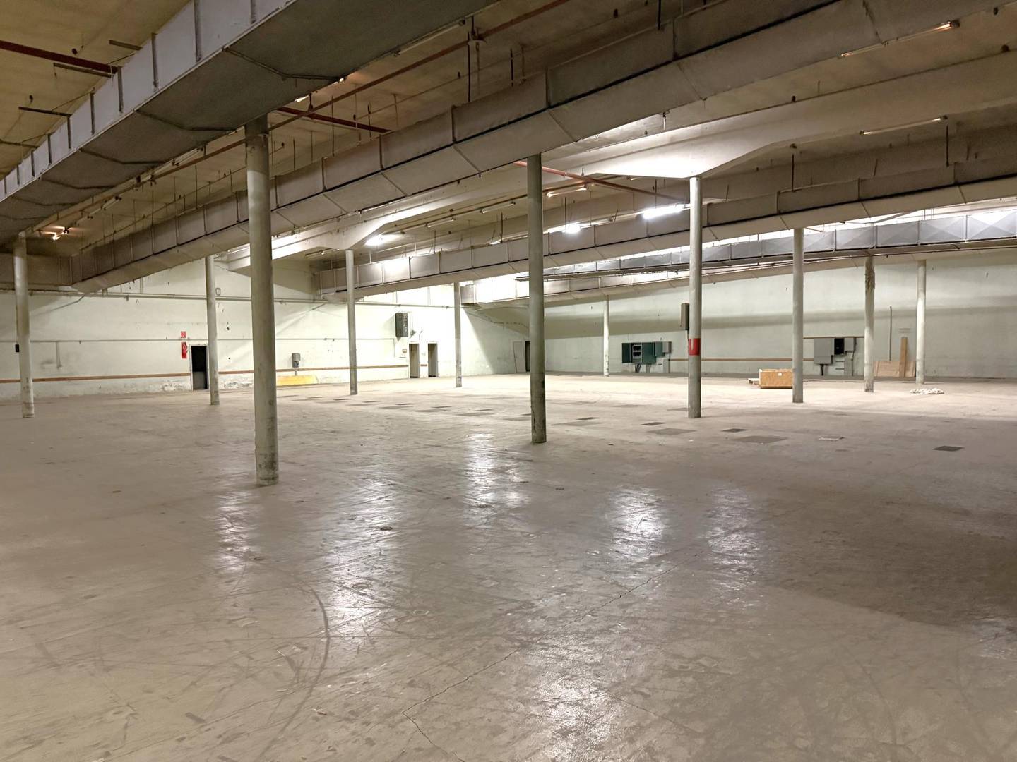 Flexible Gewerbeflächen für Lager und Logistik mit Top Anbindung- von 500 m² bis 11.000 m² verfügbar