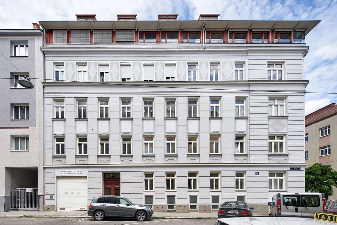 Wohnung Altbau Loggia unbefristet vermietet