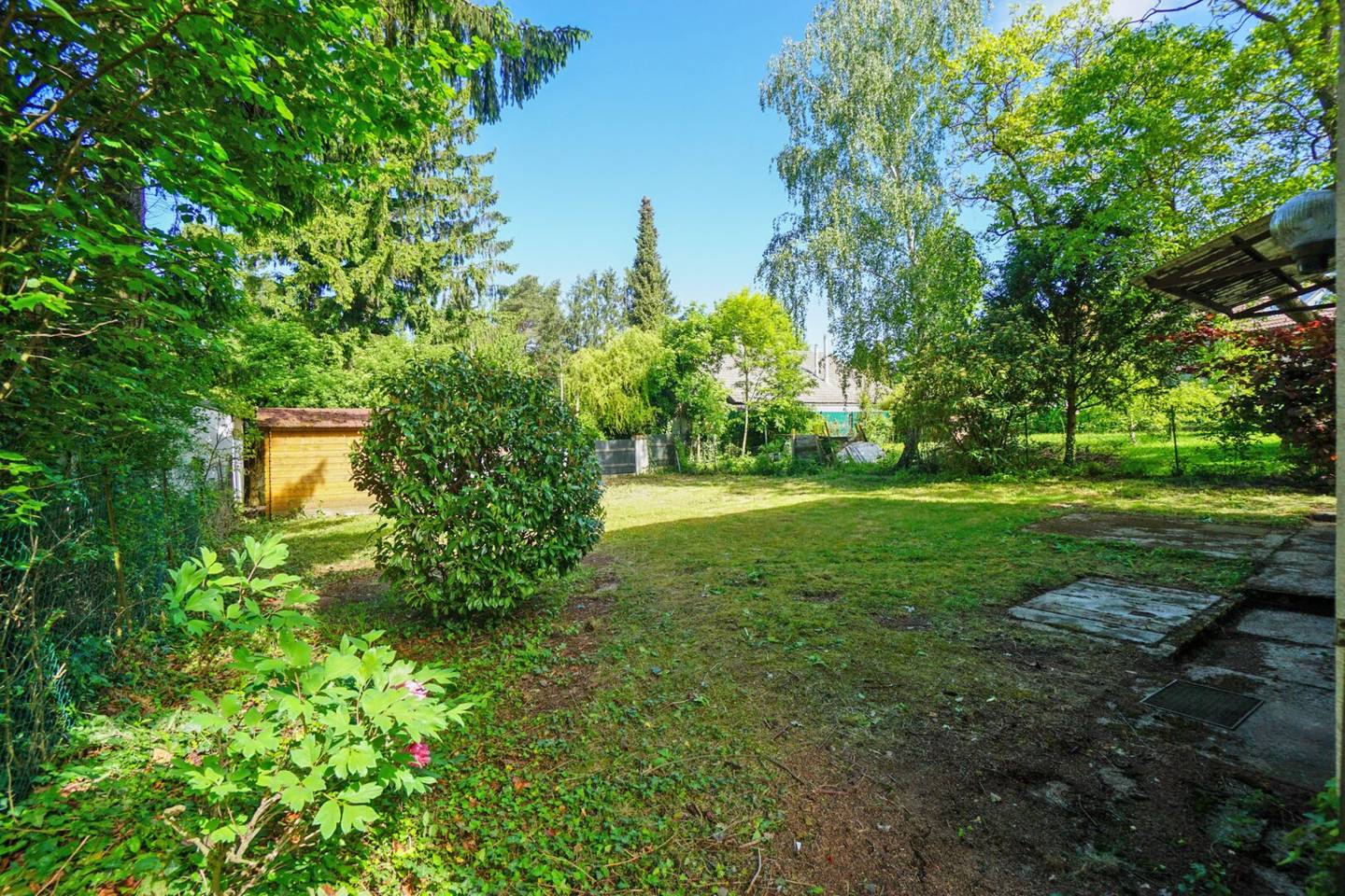 Rarität! Liegenschaft mit renovierungsbedürftigem Haus in Traumlage am Wolfersberg