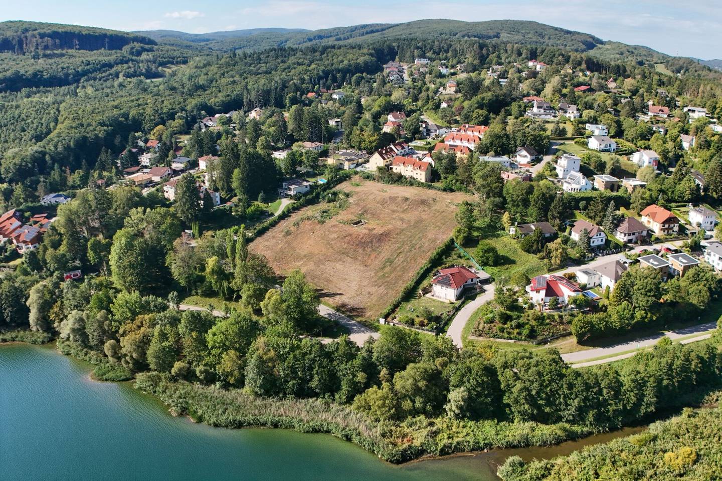 Investment in top location at Bartberg: 13 parcels at Wienerwaldsee development charges paid