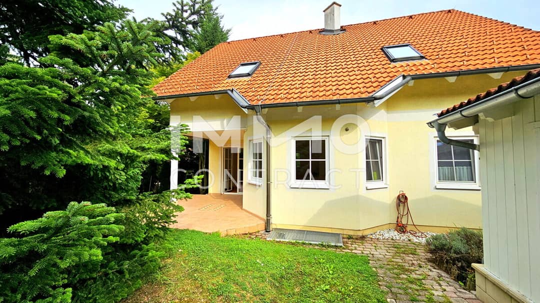 Einfamilienhaus in Wolfsgraben: 4 Schlafzimmer, Pool, Sauna, Terrasse