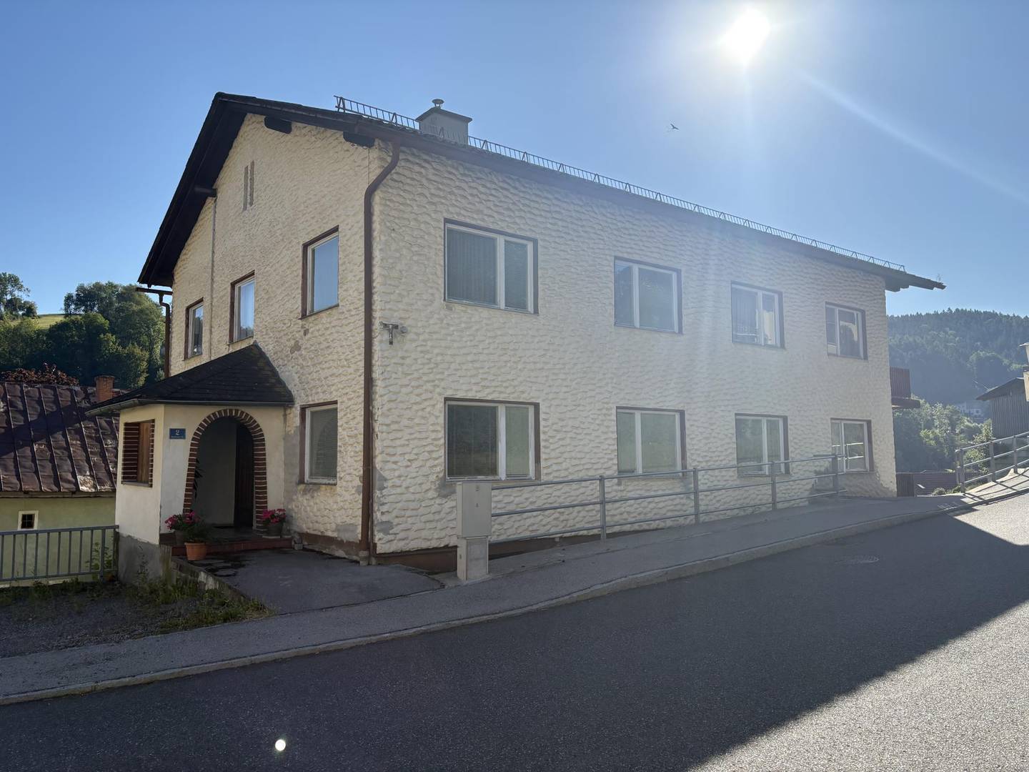 Mehrfamilienhaus/Pension in Hirschbach i. Mühlkreis – 260 m² Wfl