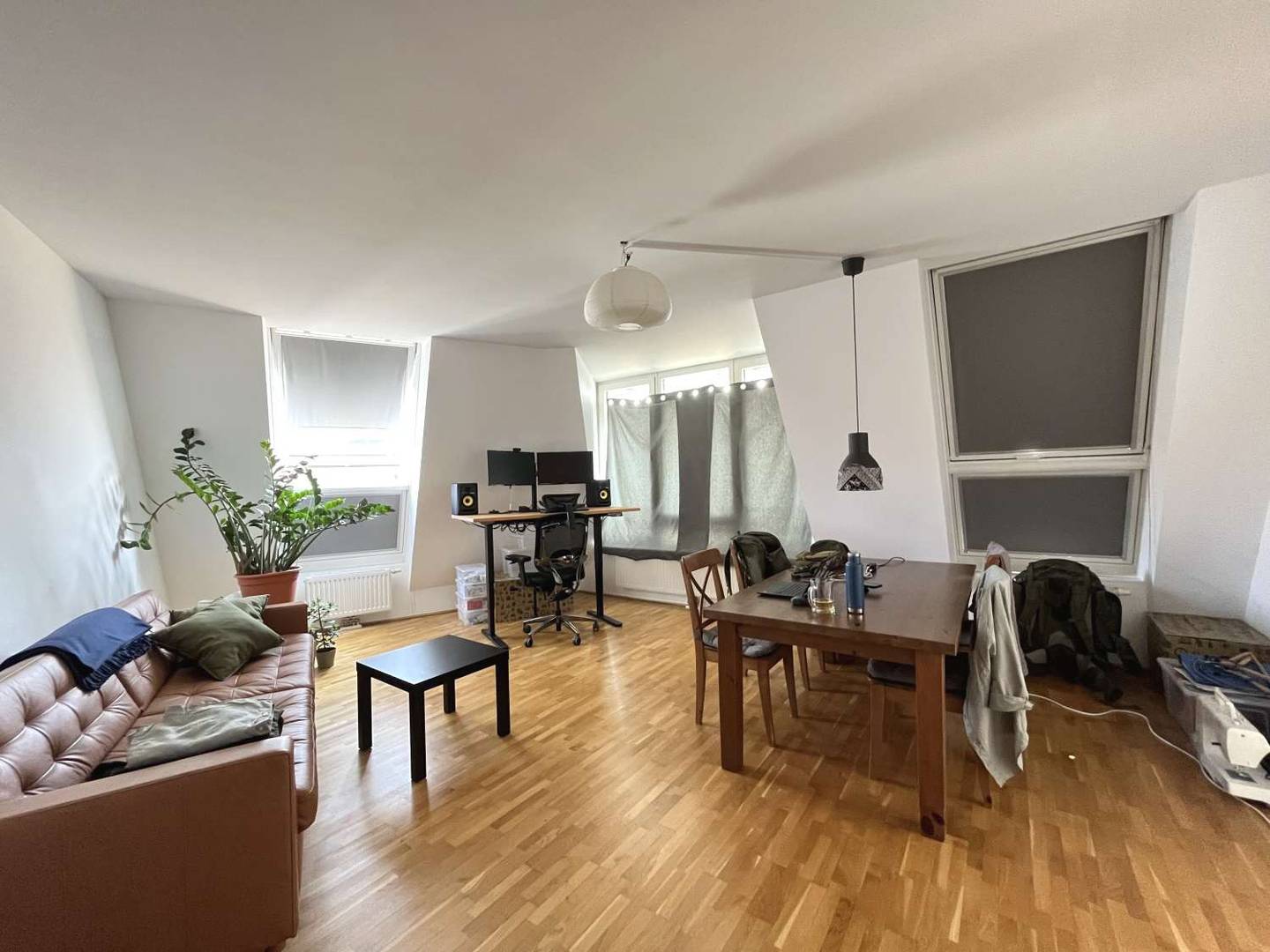 Dachgeschosswohnung unbefristet vermietet Loggia nahe Kardinal Nagl Park