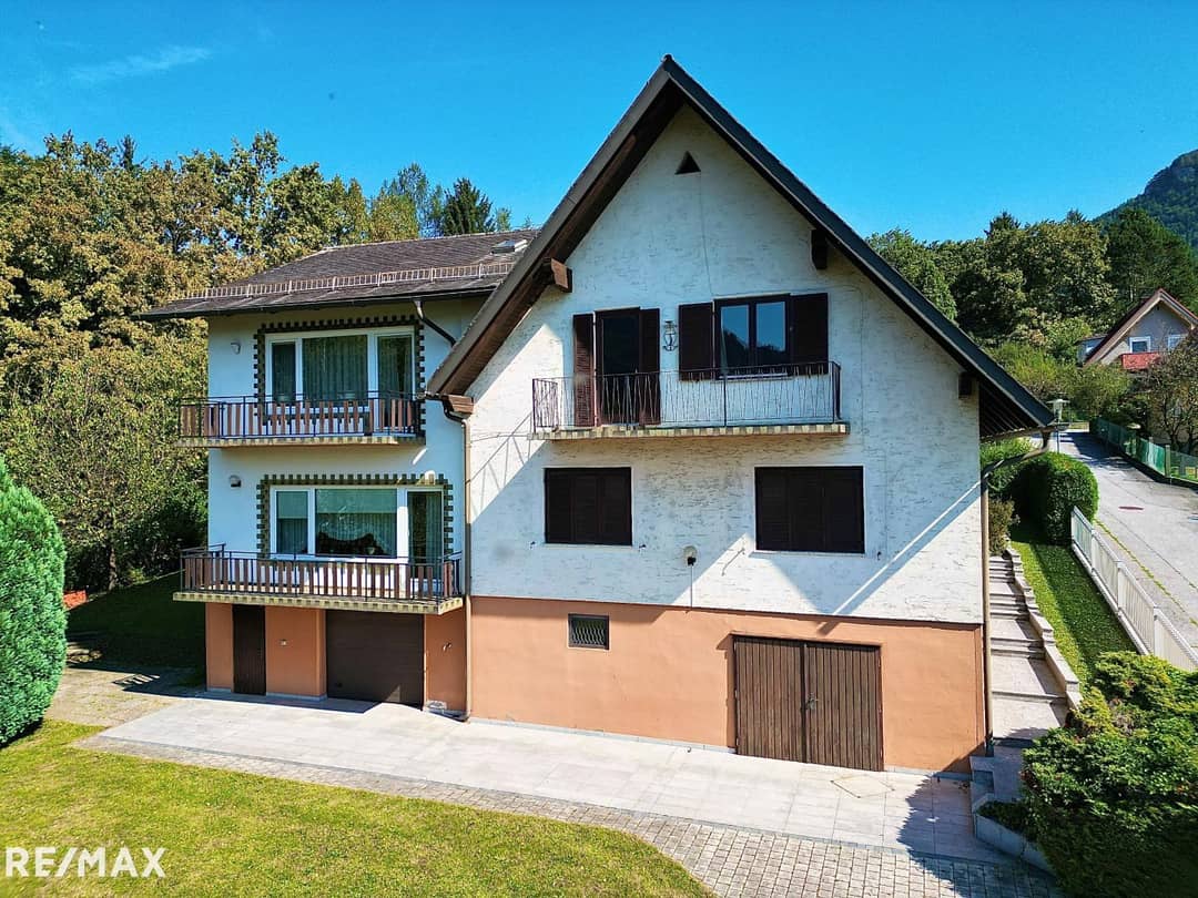 Mehrfamilienhaus in Frohnleiten – zwei Wohneinheiten, großer Garten