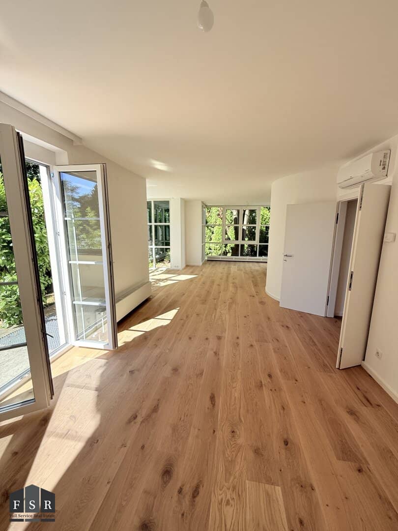 Family Living Dream on 164.22 m² with luxurious fittings plus terrace (24.80 m²), garden (546.43 m²) and garage space WOHNATELIERs SIEVERING,