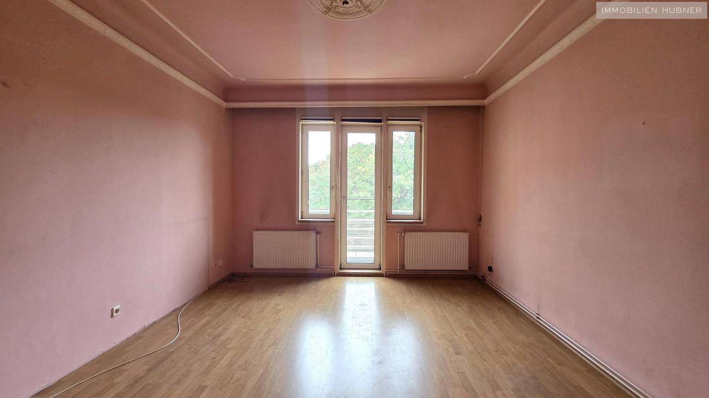 Wohnung am Urban Loritz Platz mit Balkon