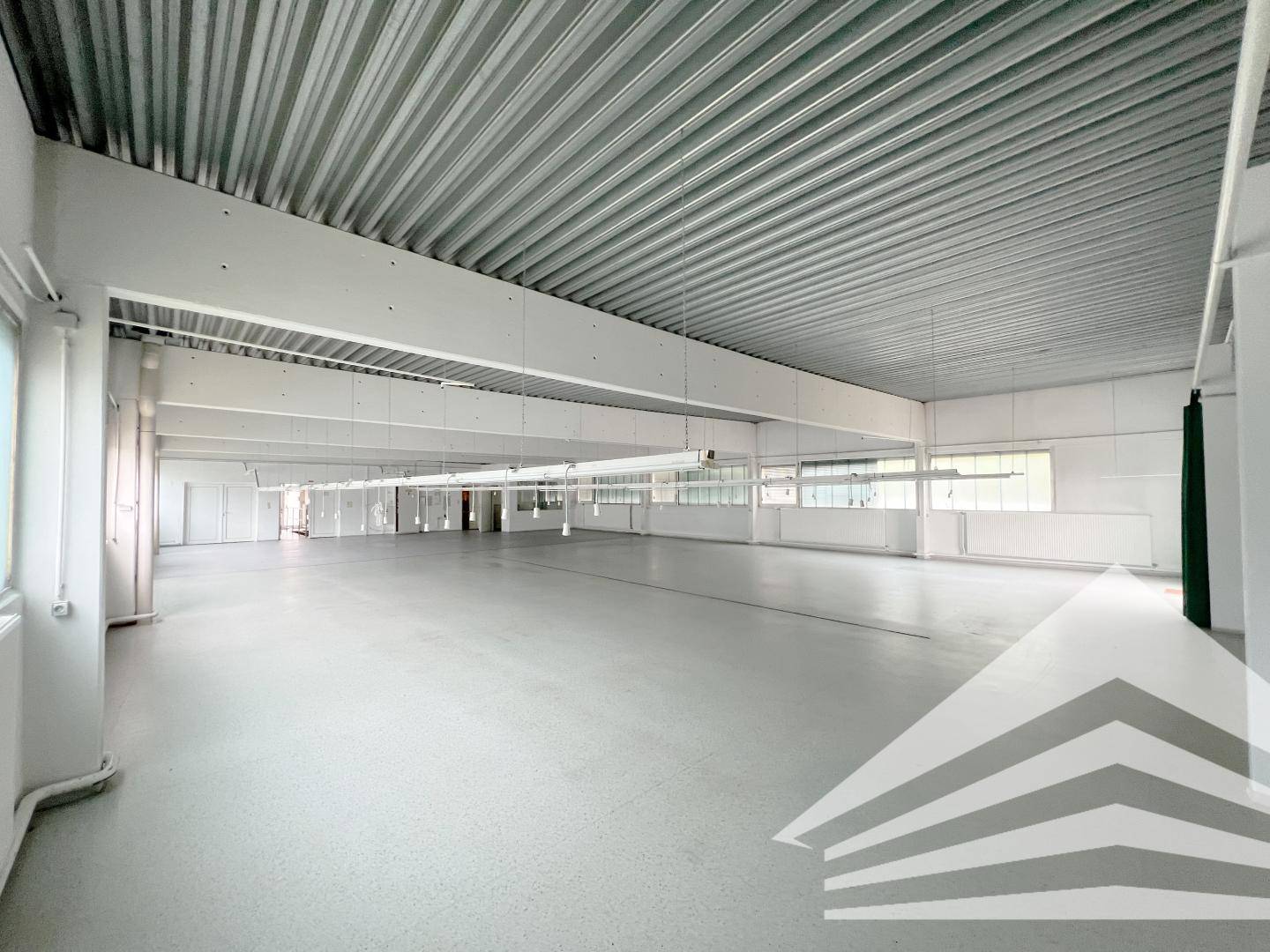 Betriebsgebäude mit Lagerflächen in Unterweißenbach – 492 m² Nutzfläche