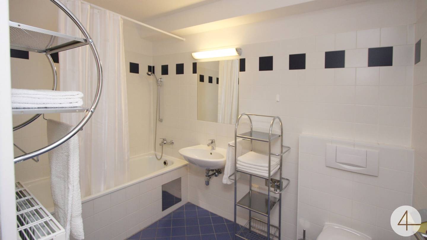 Wohnung quiet location with underground parking