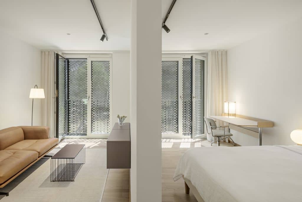 Smart 1-Room Apartment First Occupancy DC Flats