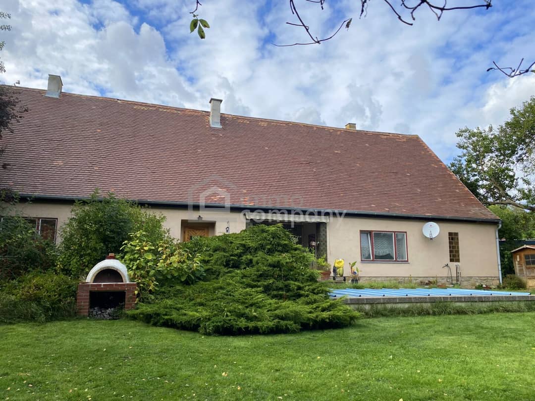 Modernes Einfamilienhaus in ruhiger Randlage mit Garten in Schwadorf