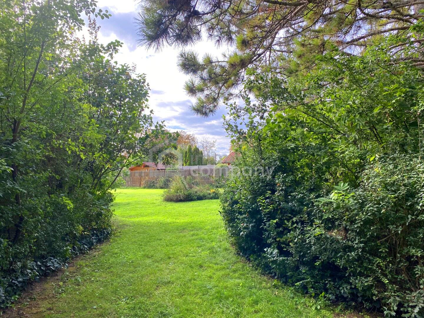 Baugrundstück in absoluter Ruhelage – ebene Fläche, 1017 m²