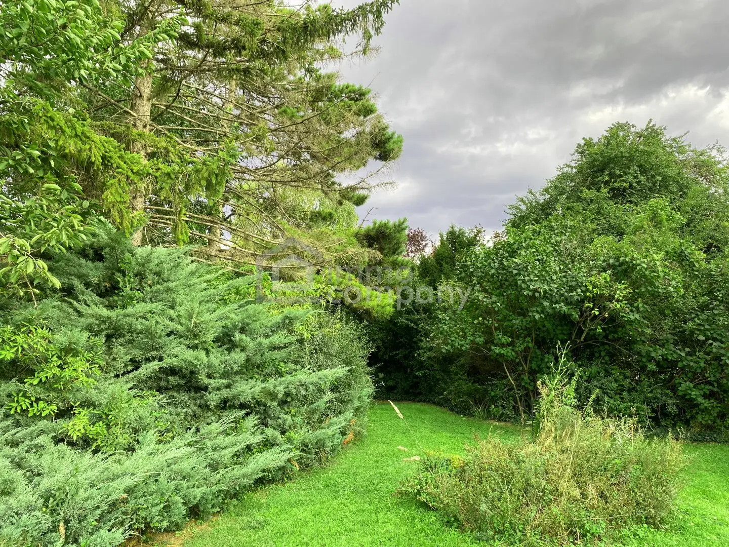 Building plot in an absolute quiet location The Sensation