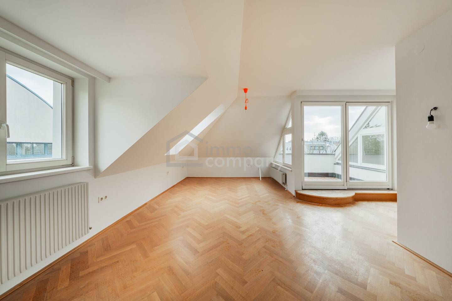 Potential - Charming old building family villa with 9 rooms on 3 levels in Grinzinger Best Location