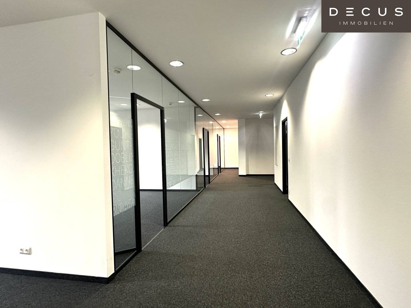 Modern Office Space in Hietzing Directly at the U4